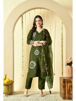 DISHWA FASHION - Women Embroidered V-Neck Kurta With Pant & Dupatta