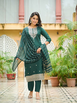 DISHWA FASHION - Women Ethnic Motifs Embroidered Kurta With Pant & Dupatta