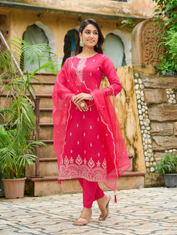 DISHWA FASHION - Women Floral Embroidered Straight Kurta With Pants And Dupatta