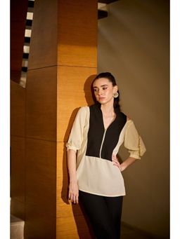 SHIAN - Beige Glamour Chain Accent Top