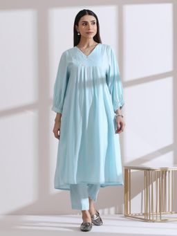 Swtantra - Womens Light Blue Kurta with Handstitched Pearls with Pant (Set of 2)