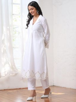 Swtantra - Womens Pink All Over Schffli Kurta