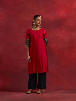 The Indian Cause - Red Black Raw Silk Jennifer Kurta With Palazzo (Set of 2)