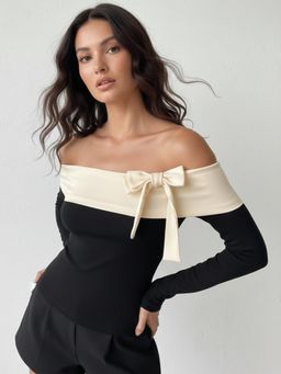 Outzidr - Black Off Shoulder Bow Detail Top