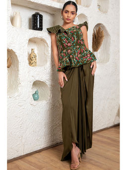 Daatri by meenakshi kakkar - Green Drape Skirt with Peplum Top (Set of 2)