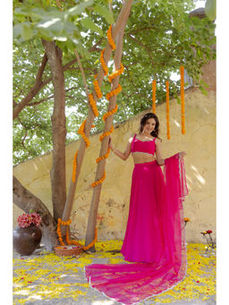 DEASHA INDIA - Rani Pink Detailed Lehenga with Blouse and Dupatta (Set of 3)