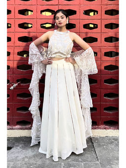 Label Simran Kochher - Ivory Lehenga with Blouse and Dupatta (Set of 3)