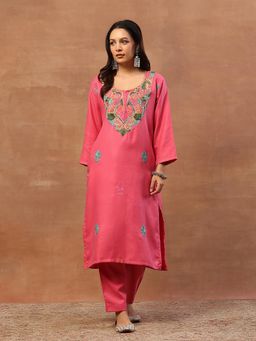 House of Chikankari - Pink Kashmiri Wool Aari Women's Long Kurta with Pant