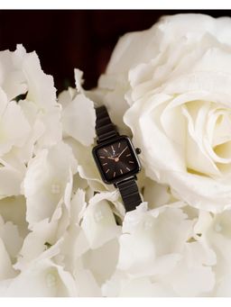 Sylvi - TIMEORA Black Square Sial Luxury Stainless Steel Watch (M)