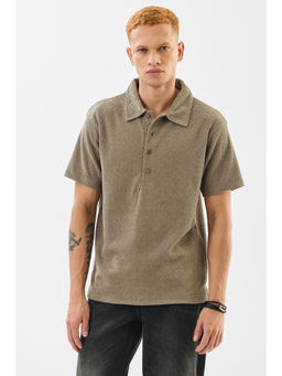 Snitch - Men Taupe Textured Half Sleeves Slim Casual Polo T-Shirt