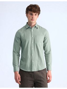 Flying Machine - Men Slim Fit Solid Green Shirt