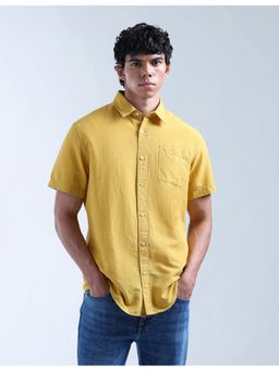 Flying Machine - Men Slim Fit Solid Yellow Shirt