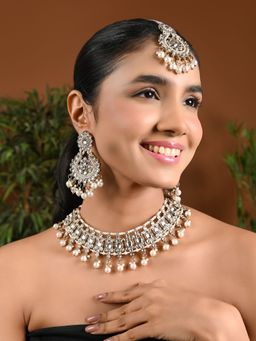 I Jewels - White Gold Plated Kundan Necklace, Maang Tikka and A Pair Of Earring (Set of 3)