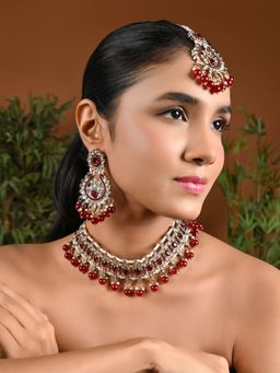 I Jewels - Maroon Gold Plated Kundan Necklace, Maang Tikka and A Pair Of Earring (Set of 3)