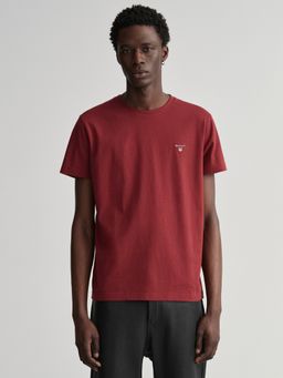 GANT - Men Maroon Solid Regular Fit T-Shirt