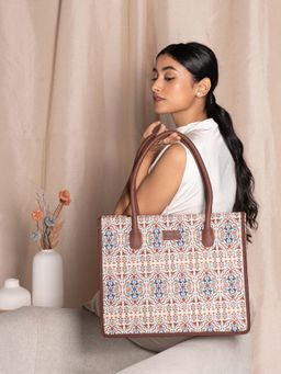Zouk - Agra Floral Book Tote Bag
