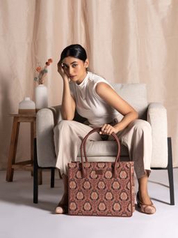 Zouk - Jodhpur Damask Brown Printed Book Tote Bag