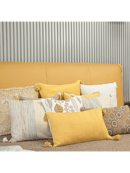 ONSETHOMES - Embroidered Boutonniere Cushion Cover Green (16X16)