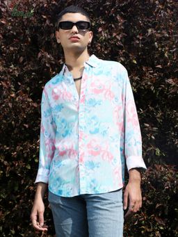 Campus Sutra - Mens Ecoliva Light Blue & Baby Pink Faded Roses Shirt