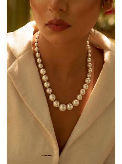 Kastiya Jewels White Pearl Beaded Necklace