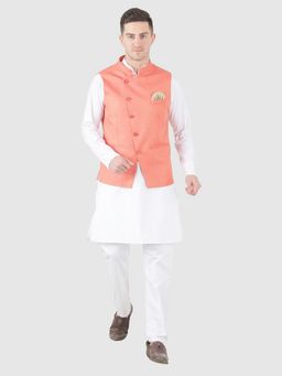 TAHVO - Men Solid White Kurta with Pyjama and Nehru Jacket