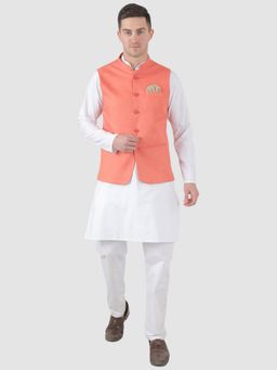 TAHVO - Men Solid White Kurta with Pyjama and Nehru Jacket