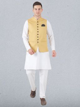 TAHVO - Men Solid White Kurta with Pyjama and Nehru Jacket