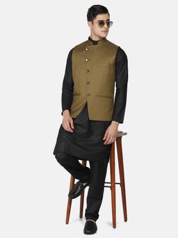 TAHVO - Men Black Kurta with Pyjama and Nehru Jacket