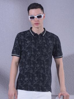CRIMSOUNE CLUB - Men Black Floral Print Polo Neck T-Shirt