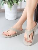 Beige 1