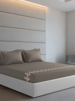 SANSAAR A D'DECOR BRAND LIVE CONSCIOUSLY - Rabat Brown Truffle Bedsheet with 2 Pillowcovers (King)