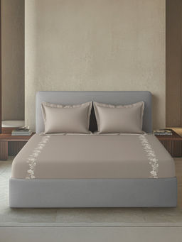 SANSAAR A D'DECOR BRAND LIVE CONSCIOUSLY - Ganium Grey Bedsheet with 2 Pillowcovers (King)
