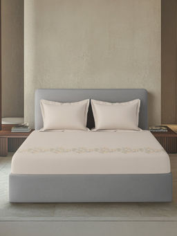 SANSAAR A D'DECOR BRAND LIVE CONSCIOUSLY - Ast Beige Natural Bedsheet with 2 Pillowcovers (King)