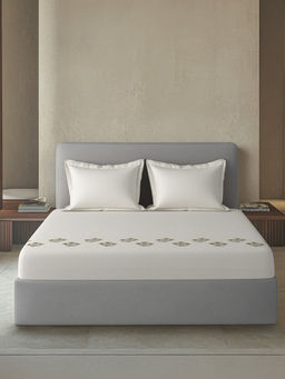 SANSAAR A D'DECOR BRAND LIVE CONSCIOUSLY - Cornflow White Tofu Bedsheet with 2 Pillowcovers (King)