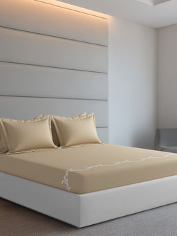 SANSAAR A D'DECOR BRAND LIVE CONSCIOUSLY - Wistia Biscotti Beige Bedsheet with 2 Pillowcovers (King)