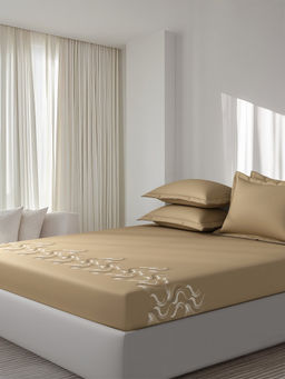 SANSAAR A D'DECOR BRAND LIVE CONSCIOUSLY - Reef Mustard Brown Bedsheet with 2 Pillowcovers (King)