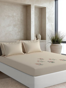 SANSAAR A D'DECOR BRAND LIVE CONSCIOUSLY - Hollyhock Beige Sand Bedsheet with 2 Pillowcovers (King)