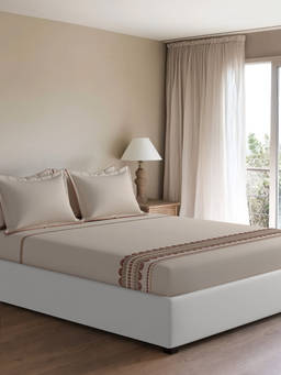 SANSAAR A D'DECOR BRAND LIVE CONSCIOUSLY - Aztec Beige Bedsheet with 2 Pillowcovers (King)