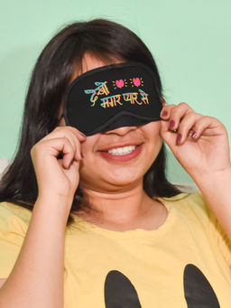 Indigifts - Dekho Magar Pyar Se Quote Printed Black Eye Mask, Mother's Day Gift