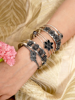 Teejh - Omisha Stacked Bracelet (Set Of 5)