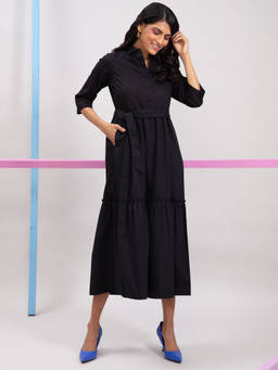 Twenty Dresses by Nykaa Fashion - Black Solid Collar Neck Midi Dress
