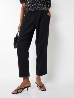 max - Black Solid Cotton Blend Regular Trouser
