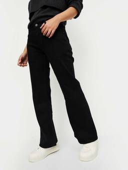max - Black Solid Cotton Blend Regular Jeans