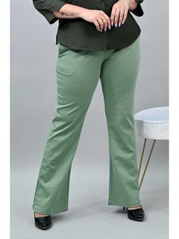MLADA - Green Solid Cotton Regular Trouser