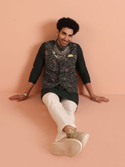 KISAH - Men Multi Printed Kantha Print Kurta Kurta with Pant and Nehru Jacket (Set of 3)