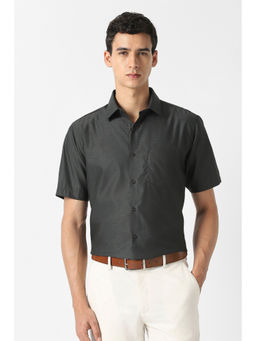 Van Heusen - Men Grey Textured Half Sleeves Wedding Shirt