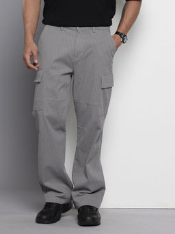 The Indian Garage Co - Grey Men's Relaxed Fit Geometric Print Mid-Rise Stretchable Cargo