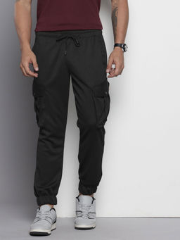 The Indian Garage Co - Black Men's Relaxed Fit Textured Mid-Rise Knitted Cargo Joggers