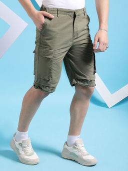 The Indian Garage Co - Green Men's Relaxed Fit Solid Mid-Rise Cargo Parachute Shorts