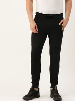 The Indian Garage Co - Black Men's Slim Fit Solid Mid-Rise Pleated Knitted Joggers